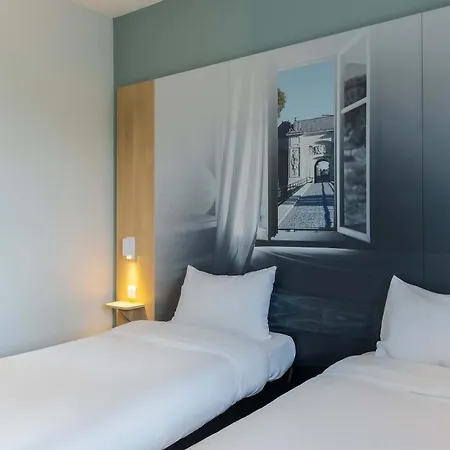 Porte Du Luxembourg Hotel Longwy