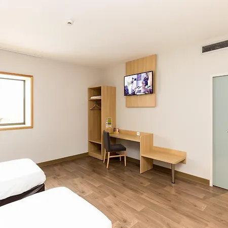 Porte Du Luxembourg 3* 隆维