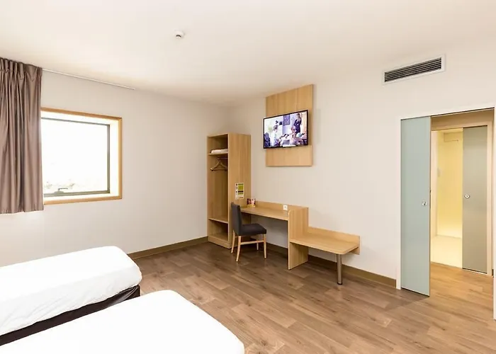 Porte Du Luxembourg Hotel Longwy